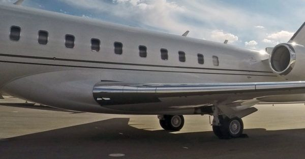 Стопорный штифт основного шасси Bombardier Global Express в сборе